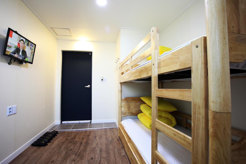 24 Guesthouse Myeongdong Avenue Seúl Exterior foto