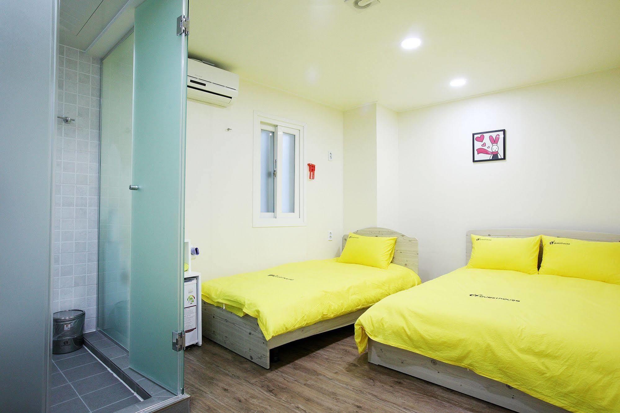 24 Guesthouse Myeongdong Avenue Seúl Exterior foto